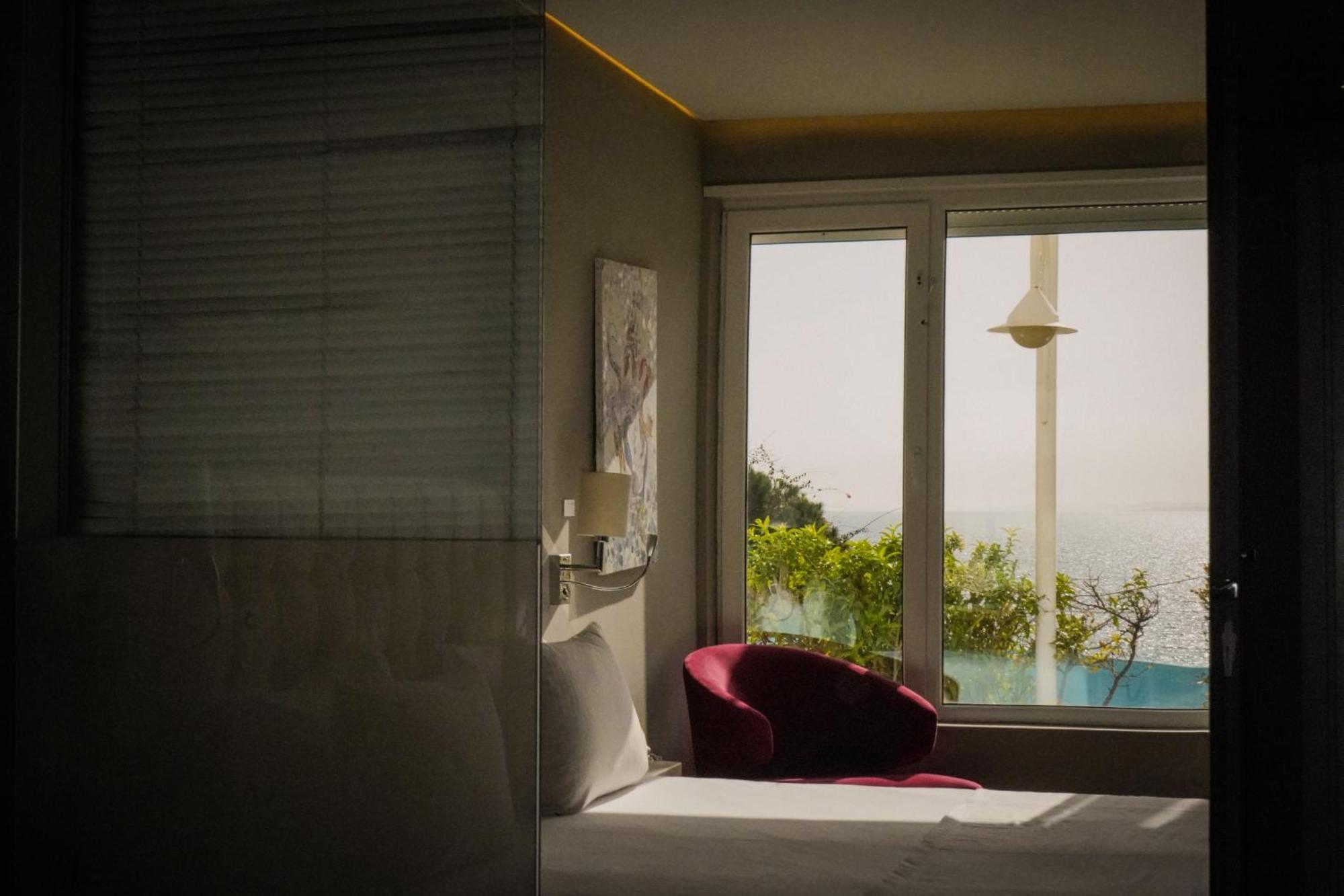 Bougainville Bay Hotel 5*