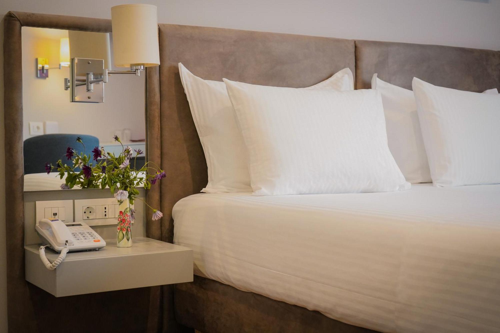 Hotel Bougainville Bay Sarande